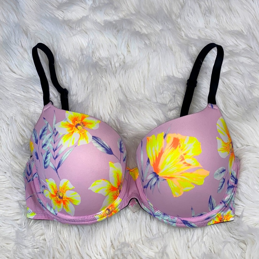 VS PINK • Lavender Tropical Wear Everywhere Lightly Lined Bra
